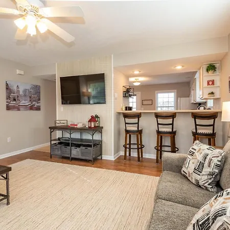 Hoosier Happiness, Too! 3 Bedroom Suites Near Iu & Downtown